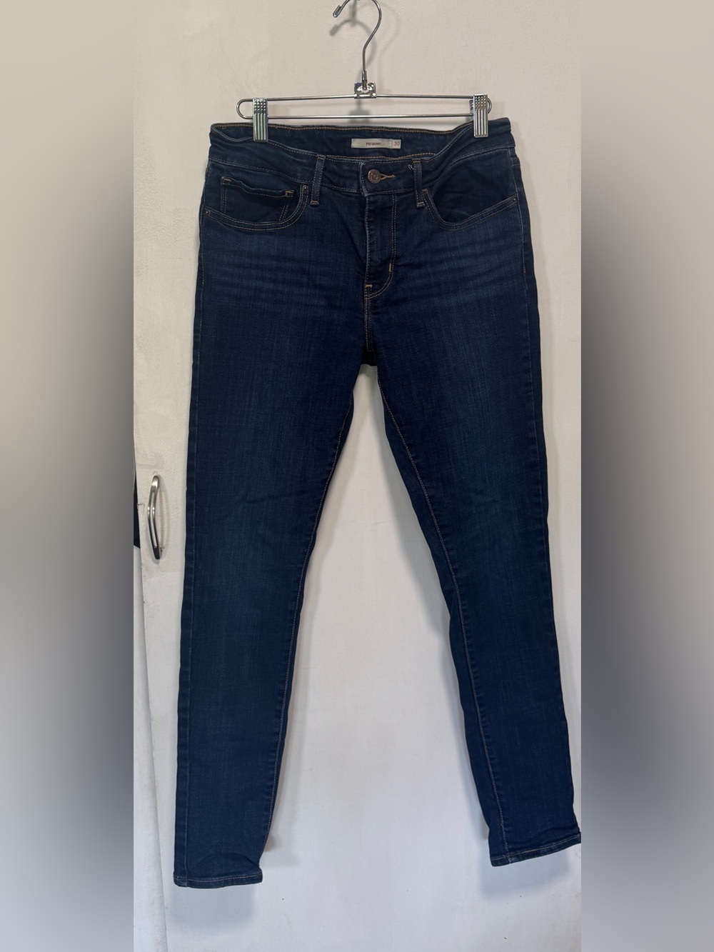 Levi's Dark Indigo  Jeans 711 Skinny